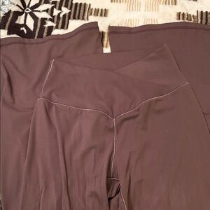Sunbelt Women's Brown yoga pants